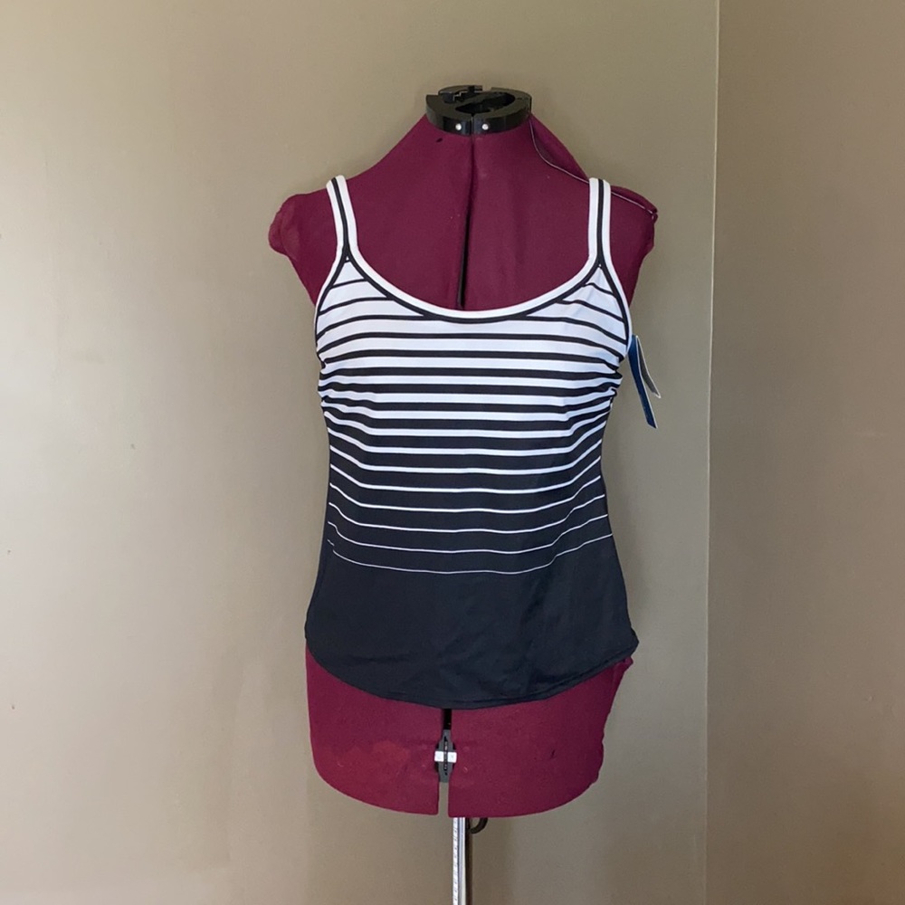 NWT Reebok Sports Tank Black/White (Size 12)